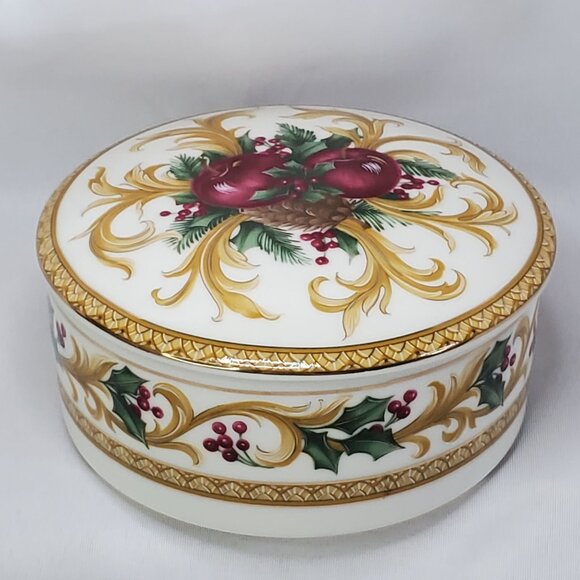 Mikasa "Holiday Orchard" Porcelain Christmas Trinket Box Holly Berries - Picture 14 of 15